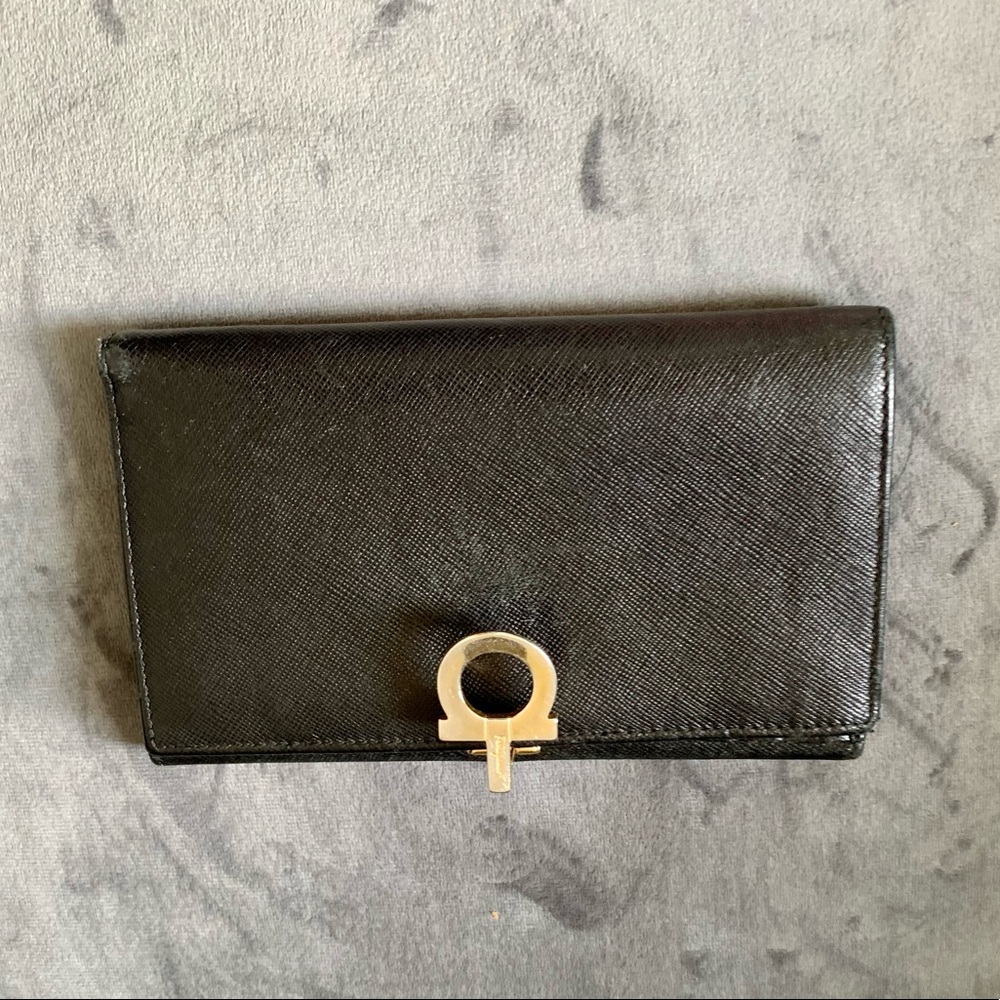 Salvatore Ferragomo Saffiano Wallet